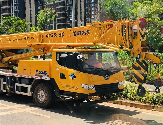 青冈县大件设备吊装租赁吊车